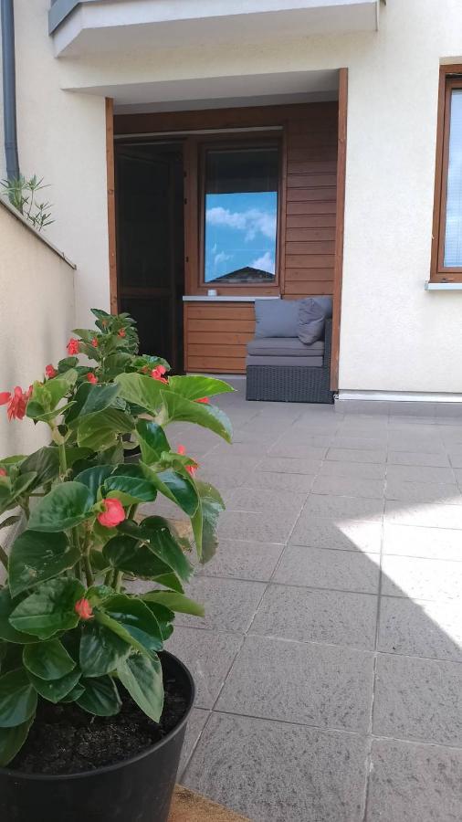 Apartament Zalesie Z Tarasem Lubin  Luaran gambar